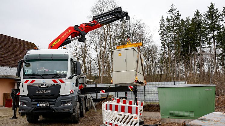 Im Rahmen der Bauarbeiten erneuert LVN zwei Ortsnetzstationen – so wie hier am Sommerkeller.