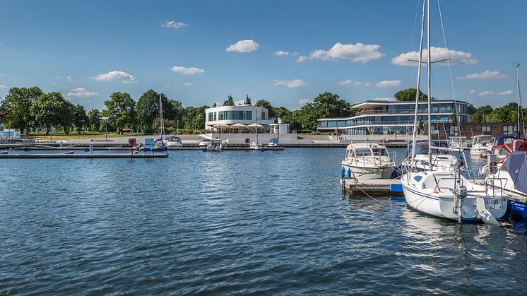 Der Stadthafen Senftenberg. Das Lausitzer Seenland ist bei Campern sehr beliebt. Foto: TMB-Fotoarchiv/Steffen Lehmann.