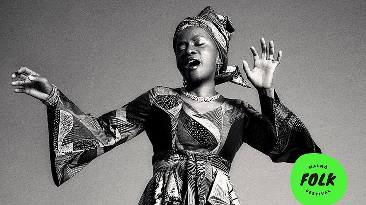 Angélique Kidjo ger en exklusiv konsert på Malmö Live den 19 oktober. Foto: Sofia och Mauro