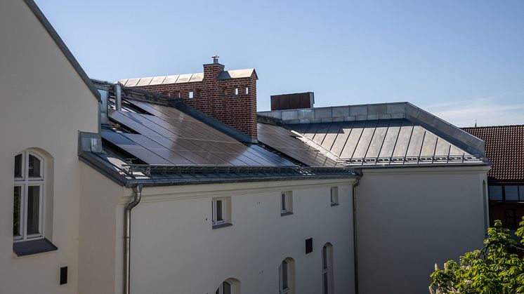Solceller på taket til Musikkens hus. Foto: André Kjernsli