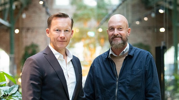 CEO Karl-Oskar Tjernström (left) with New Chairman of the Board Fredrik Törnqvist (right)