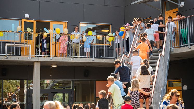 Full fart på firandet när Tågarpskolan i Arlöv invigde sin nya tillbyggnad