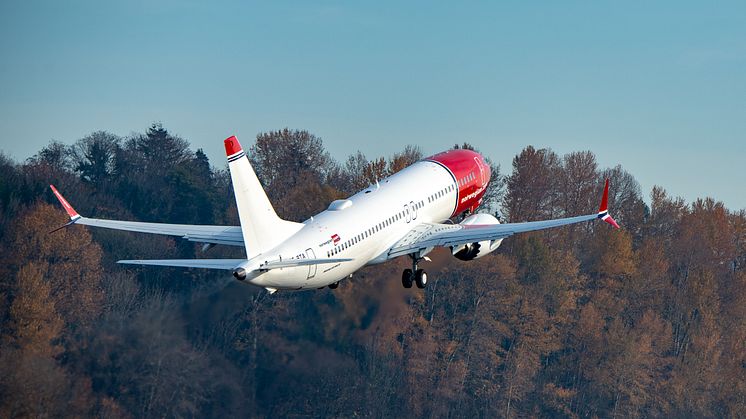Norwegians första svenskregistrerade flygplan på väg från Boeingfabriken i Seattle (Boeing 737 MAX 8). Foto: Atle Straume