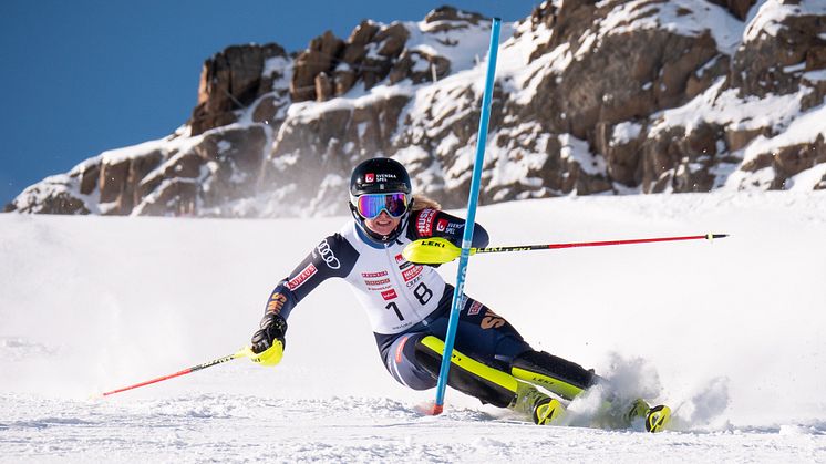 Elsa Fermbäck, Vemdalens IF, knep förstaplatsen i italienska Ahrntal. Bilden är tagen i Piztal 2021. Foto: Sweden Ski Team Alpine