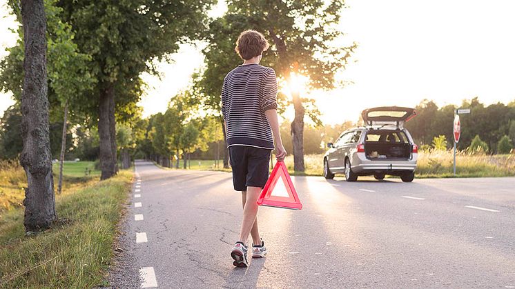 Bilprovningens besiktningsstatistik för 2021 visar att var femte personbil har allvarliga brister. Så förebygger du slitage och fel.