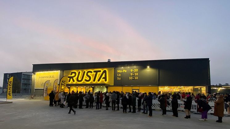 Rusta avasi Ouluun 41. tavaratalonsa Suomessa