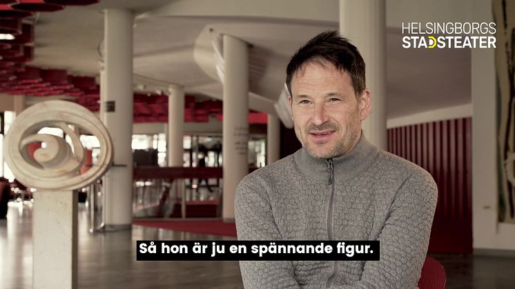Örjan Andersson - regissör och koreograf - berättar om Drottningens juvelsmycke 