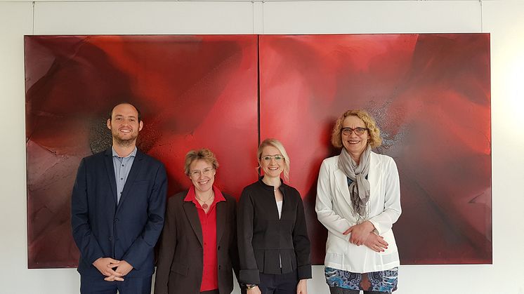 Patrick Birnesser (BdS-Referent), Katharina Satzger (Stellvertetende Referatsleiterin), BdS-Hauptgeschäftsführerin Andrea Belegante, Gabriele Fink ( Referatsleiterin im Bayerischen Staatsministerium für Wirtschaft, Landesentwicklung und Energie)