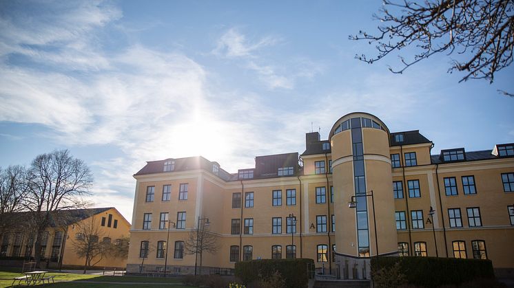 På lördag, 13 mars, är det dags för vårens första högskoleprov. Provet ges på flera orter i Skaraborg och i Skövde kommer provdeltagare skriva provet både i Högskolans lokaler och på Västerhöjdsgymnasiet.