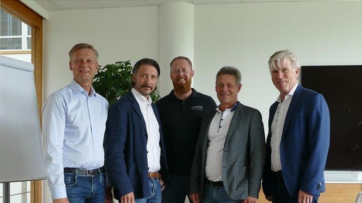 FV: Mikael Vestlund, Pär Undin, Micael Mattson, Hans Terland och Björn WIgström.