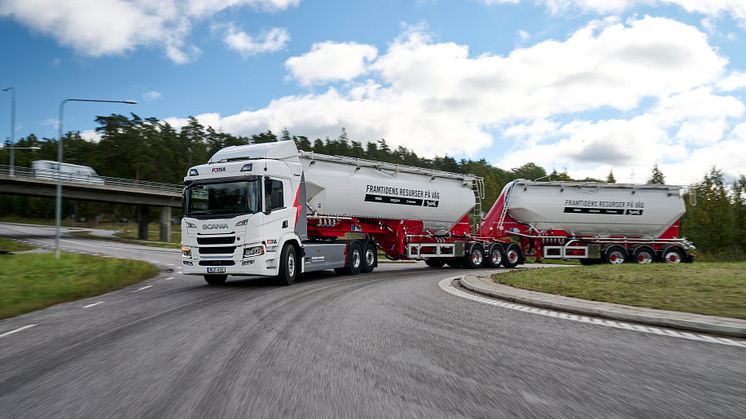 Scania, Foria ja Ragn-Sells aloittavat operatiiviset kuljetukset 64 tonnin kokonaispainoilla