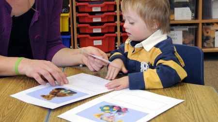 Distansutbildningar från Down Syndrome Education: 0-5 år och 4-16 år - anmäl dig via föreningen!