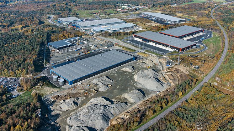 #TRANSACTION The divestment of ”Project Ostium,” one of the largest logistics transactions ever carried out in Sweden, representing a milestone in the Swedish real estate market. 