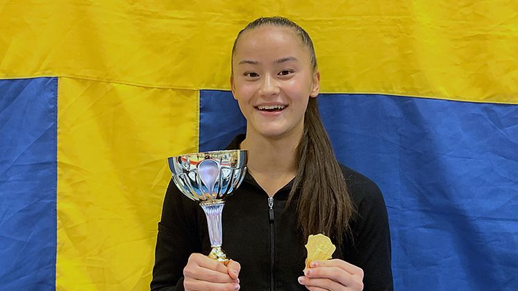 Tonya Paulsson tog SM-guld i kvinnlig artistisk gymnastik