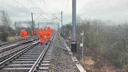 Network Rail engineers on site at Hillmorton