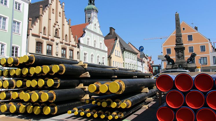 Bis 2035 grün und komplett CO2-frei: Im Fernwärmenetz Freising wollen das Bayernwerk und Onyx Power den Grüngasanteil durch Beimischung schrittweise auf 100 Prozent erhöhen.