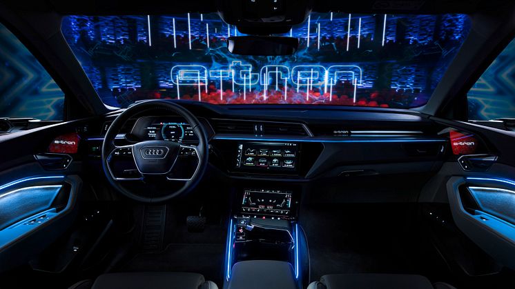 Audi e-tron startsignal för elbilsoffensiv