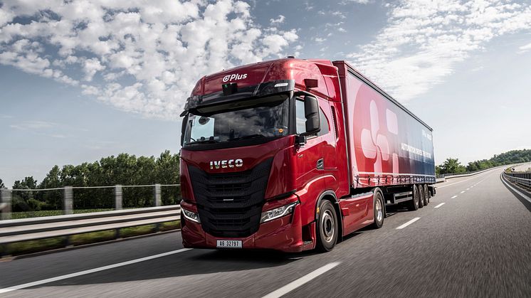 IVECO og Plus samarbejder om et nyt testprogram til udvikling af den næste generation af højautomatiserede lastbiler.