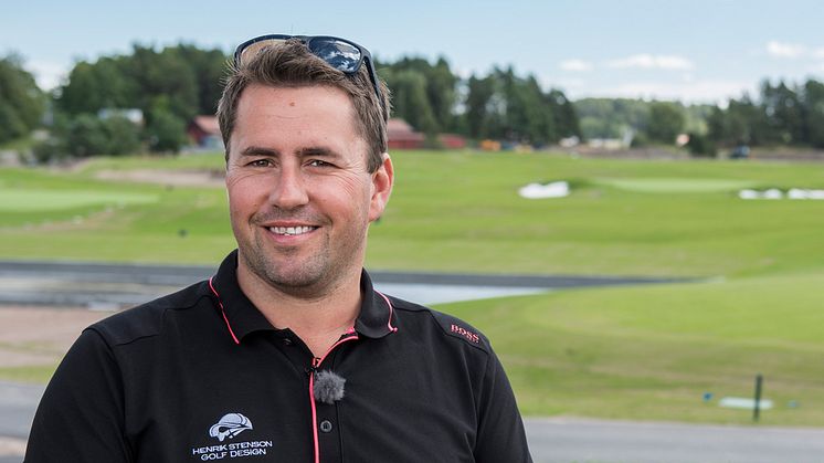 Golfbanedesigner Christian Lundin beställde en hel stadsdel av Radar arkitektur. Foto Jonas Alvsten