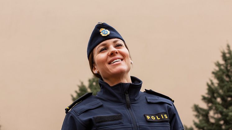 Poliser allmänt tillfreds med jobbet trots trakasserier och stress