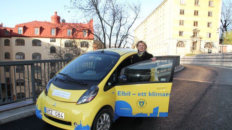 Pressinbjudan: Invigning av första snabbladdaren för elbilar