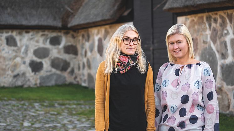 Nicolina Sällberg kommunikatör och Monia Jönsson administratör Sölvesborgs kommun CMYK