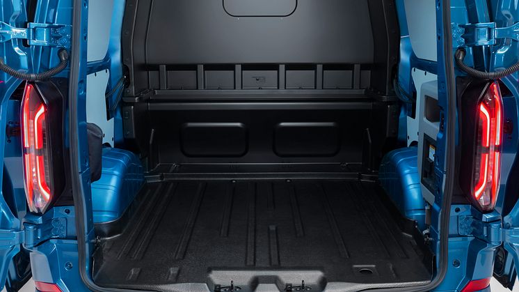 Ford E-Transit Custom Sport Digital AquaBlue (8)