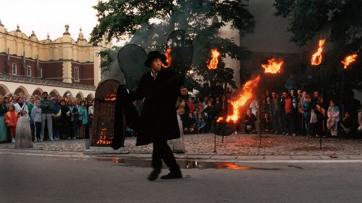 Sommarlund på söndag: Kritikerrosad gatuföreställning om Förintelsen.