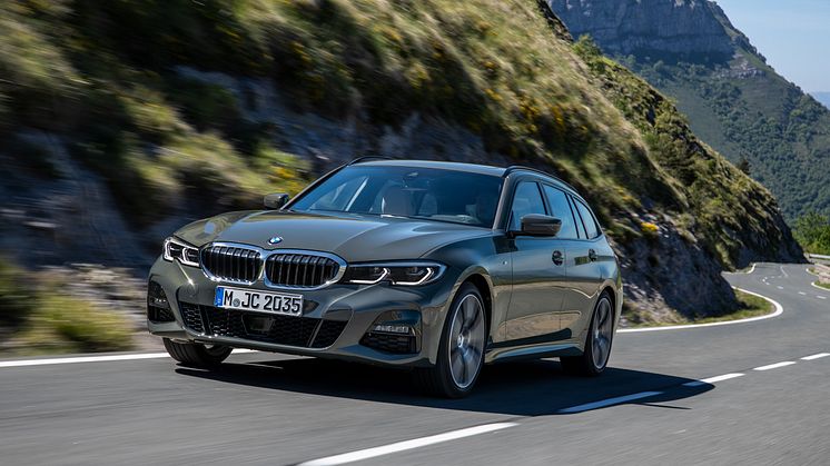 Helt nye BMW 3-serie Touring: 6. generasjon praktisk kjøreglede