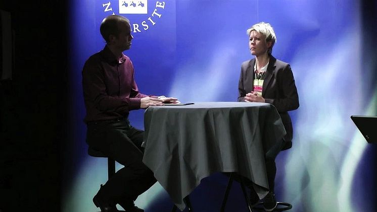Mattias Lundberg intervjuar psykolog Pernilla Forsberg-Tiger under Psykologisk Salong 1 nov 2012. #psykologi #umeå
