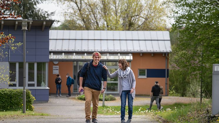 Die Hephata-Akademie für Soziale Berufe: Ab sofort bietet der Fachbereich Erzieher*in-Ausbildung individuelle Beratungsgespräche an. 