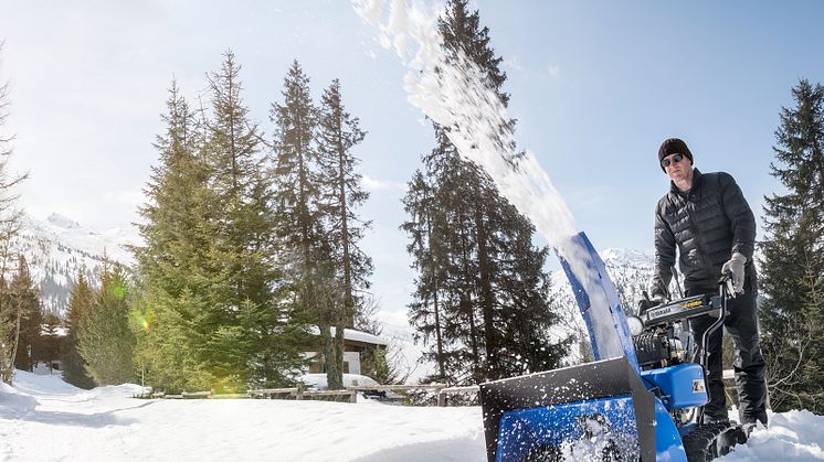 降雪地域の人々の生活を、快適に豊かに。ヤマハ除雪機 Yamaha 降雪地域の人々の生活を、快適に豊かに。ヤマハ除雪機 Yamaha