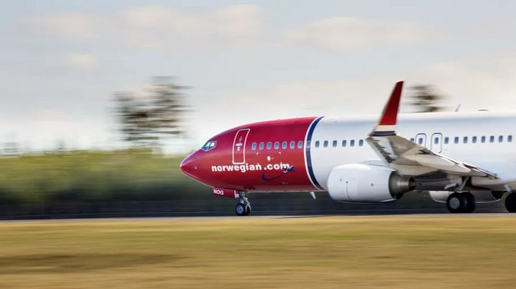 Norwegian elimina el requisito de mascarillas faciales en los vuelos dentro de Escandinavia