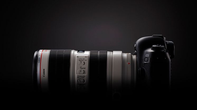 EOS 5D MkIV SIDE RIGHT 02 Beauty