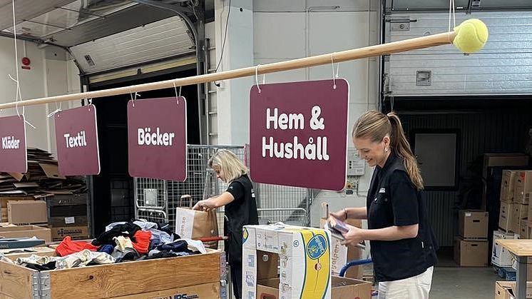 Erikshjälpen Second Hands hubb i Borås samordnar varuflödet från insamling till försäljning, och effektiviserar distributionen till second hand-butiker i närområdet.