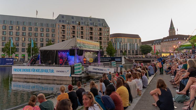 Live-Musik Open Air und kostenlos beim Bootshafensommer in Kiel