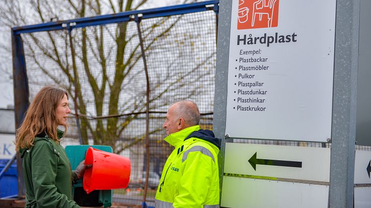 Containern för hårdplast på Norra Hamnens återvinningscentral i Malmö