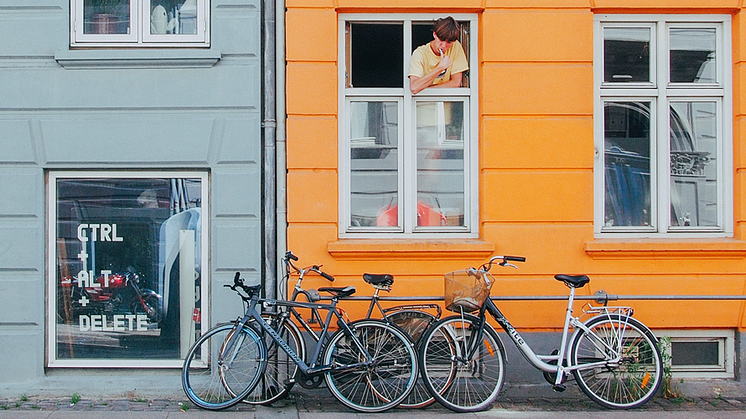 Köpenhamn charmar oss med sin vackra arkitektur, fantastiska mat och spännande konst.