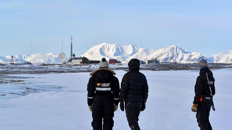 Ytterst i Isfjorden, Svalbard, ligger Isfjord Radio Adventure Hotel. 