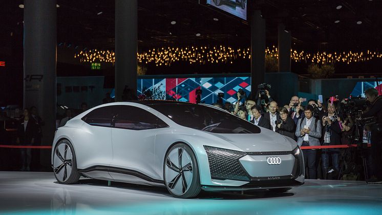 Konceptbilen Audi Aicon vises på IAA i Frankfurt