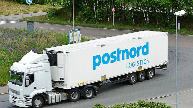 - Våre konkurrenter må se seg selv i speilet, fremfor å rette beskyldninger mot Posten Norge, skriver Elisabeth H. Gjølme. FOTO: Nils Midtbøen / Posten Norge