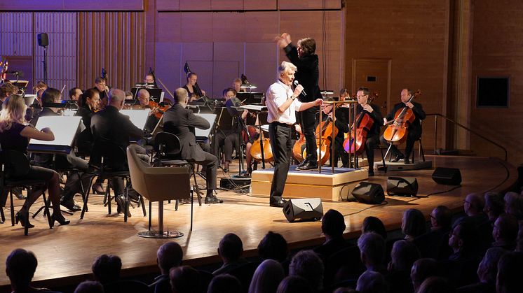 Sven-Bertil Taube ger "Hommage" som konsert med Norrköpings Symfoniorkester