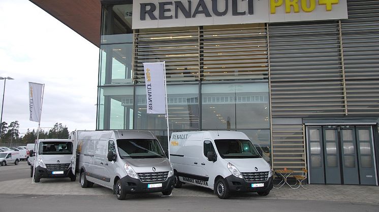 UTÖKAD SERVICE TILL RENAULTS FÖRETAGSKUNDER