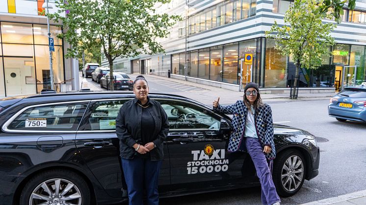 Till förfogande kommer Taxi Stockholm vara på plats med bilar och taxivärdar för att gästerna ska kunna komma hem tryggt och säkert.