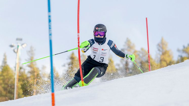 Sundsvalls SLKs Liza Backlund är en av de åkare som har chansen att ta hem fina priser och prispengar vid finalen i Alpine Elite Tour i Sundsvall 26 mars. Foto: Niklas Axhede/Fredag