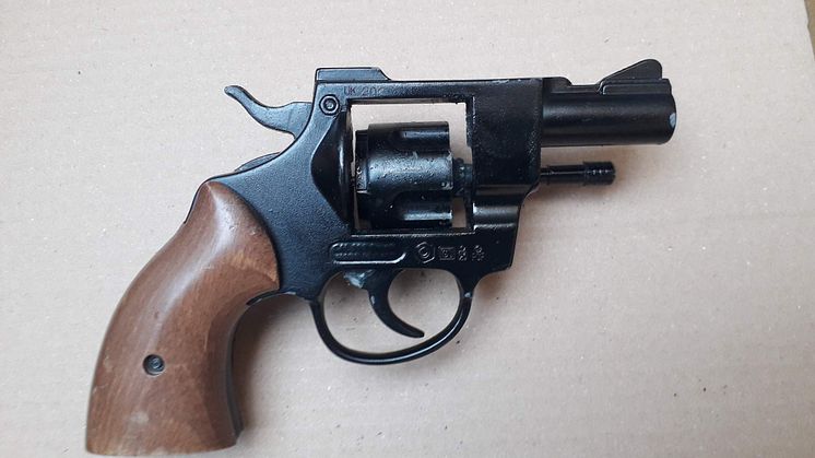 Image of Olympic Starter Pistol recovered at 29 Dormers Rise