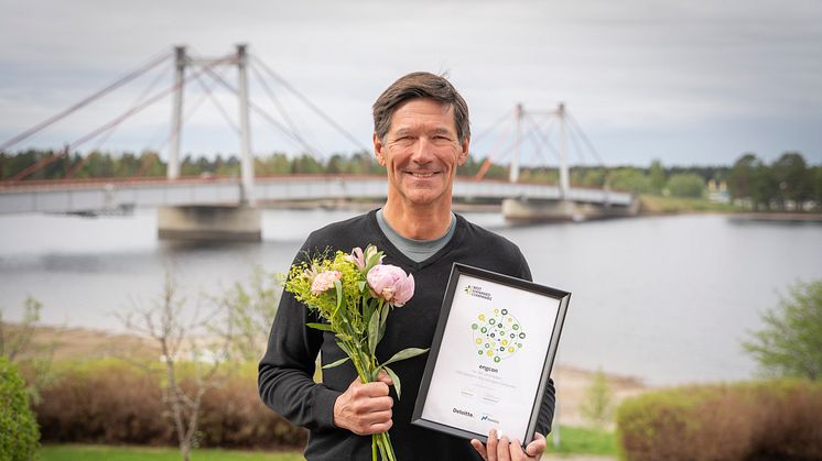 Stig Engström, Engcons grundare och ägare, mottar utmärkelsen Sweden’s Best Managed Companies.