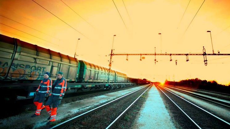 Gods och information flödar parallellt i logistikens värld