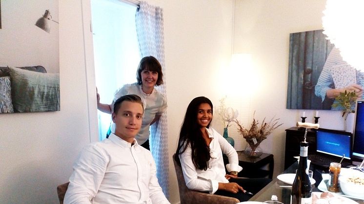 Här är det Robin Lindqvist, Anne-May Kara och Frida Karlsson på HusmanHagbergs kontor i Kalix som samlats för att delta i Höstuppstarten.