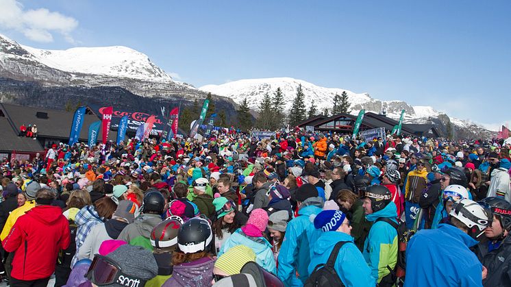 TNT og John Olav Nilsen & Gjengen til 1. Mai Festivalen i Hemsedal